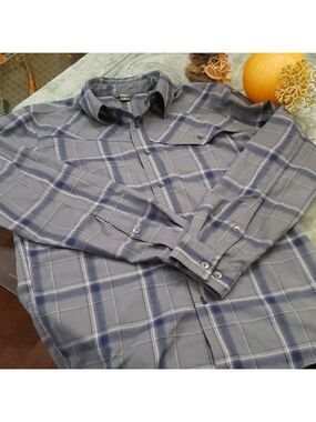 ROYAL Robbins Plaid Shirt